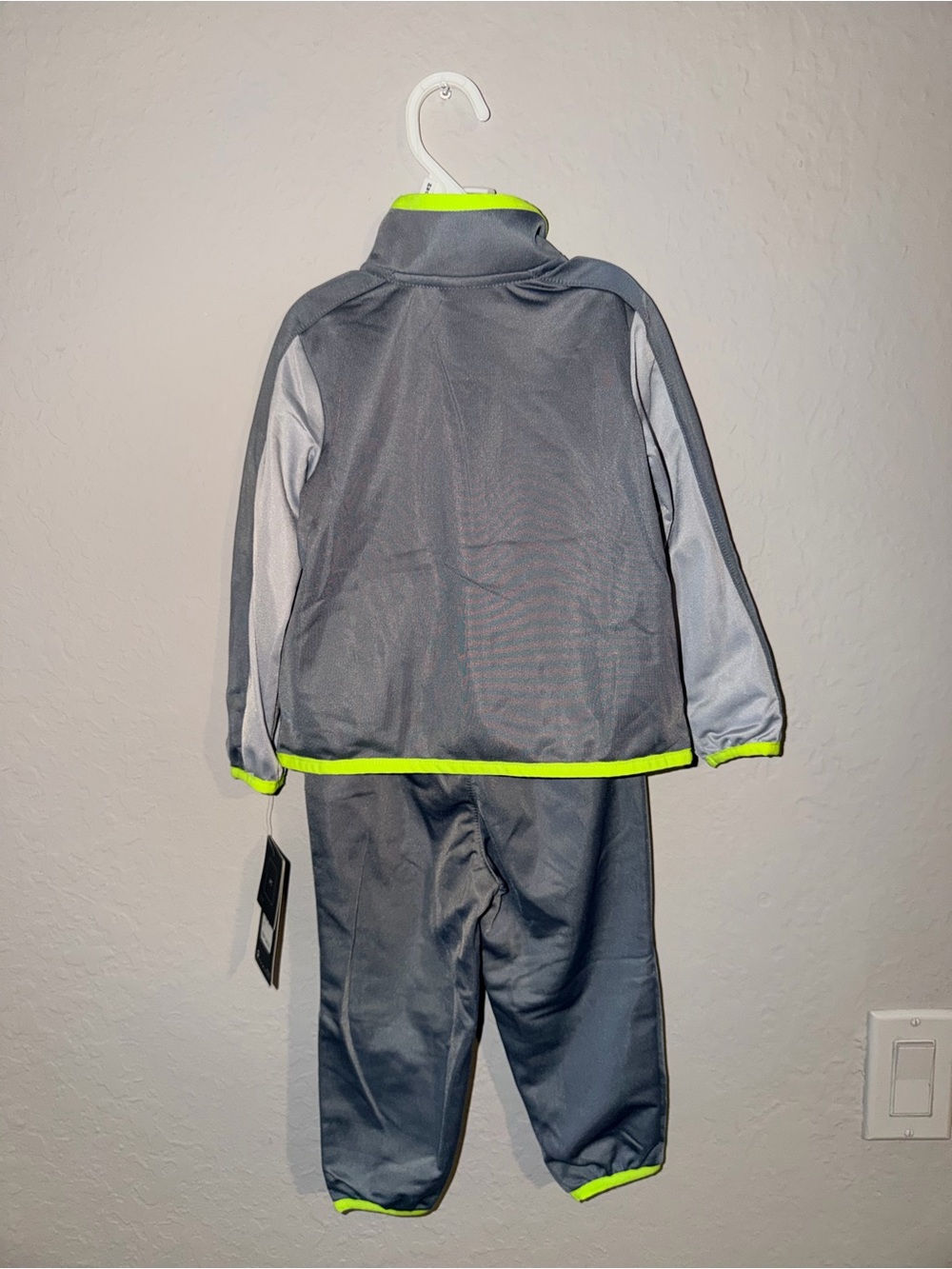 Nike Toddler 2 Piece Tracksuit Set Jacket Pants 24M NWT - Picture 4 of 4